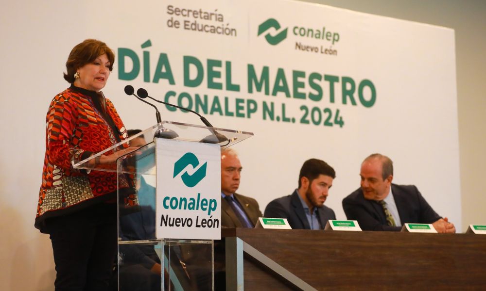 Compromiso y crecimiento en el festejo por el Día del Maestro en Conalep Nuevo León
