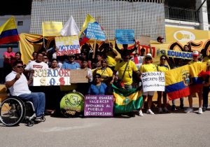 Piden indígenas ecuatorianos derogar decreto 883