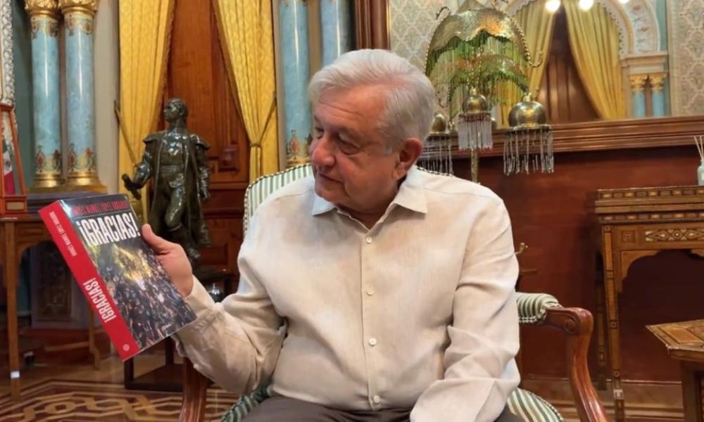 López Obrador celebra fallo del Tribunal Electoral a favor de su libro ‘¡Gracias!’