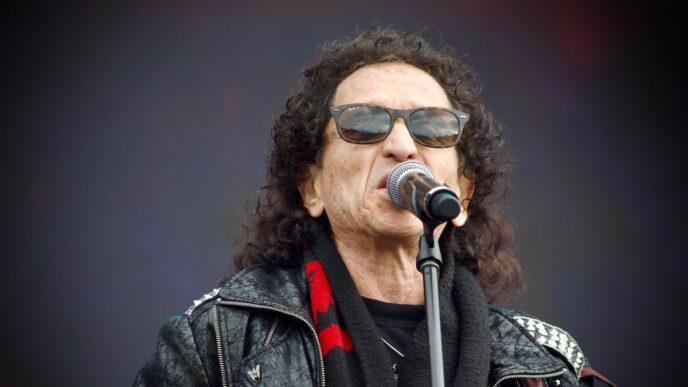 El Tri celebra 56 años con concierto en Palacio de los Deportes