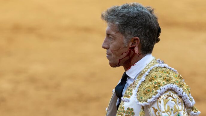 El Fandi y los Miuras en la increíble tarde de Huelva