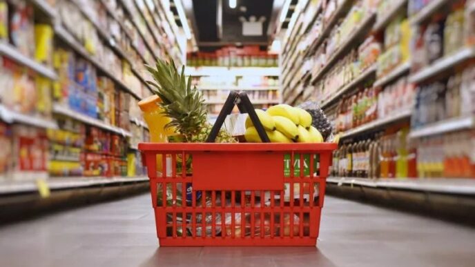 Crecen las ventas en supermercados y tiendas departamentales en julio de 2025