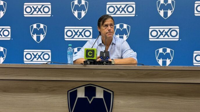 Matías Almeyda destaca la identidad y futuro de Rayados y Atlas