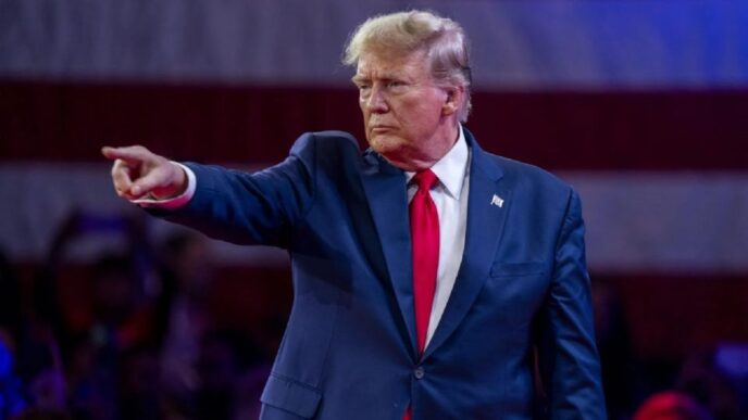 Trump instiga a empresas canadienses a mudarse a Estados Unidos