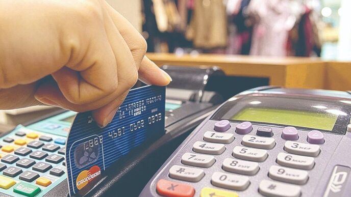 Comisiones altas obstaculizan el uso de pagos digitales en microempresas