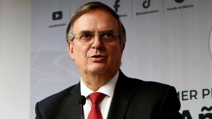 Ebrard confirma la vigencia del T-MEC por diez años adicionales